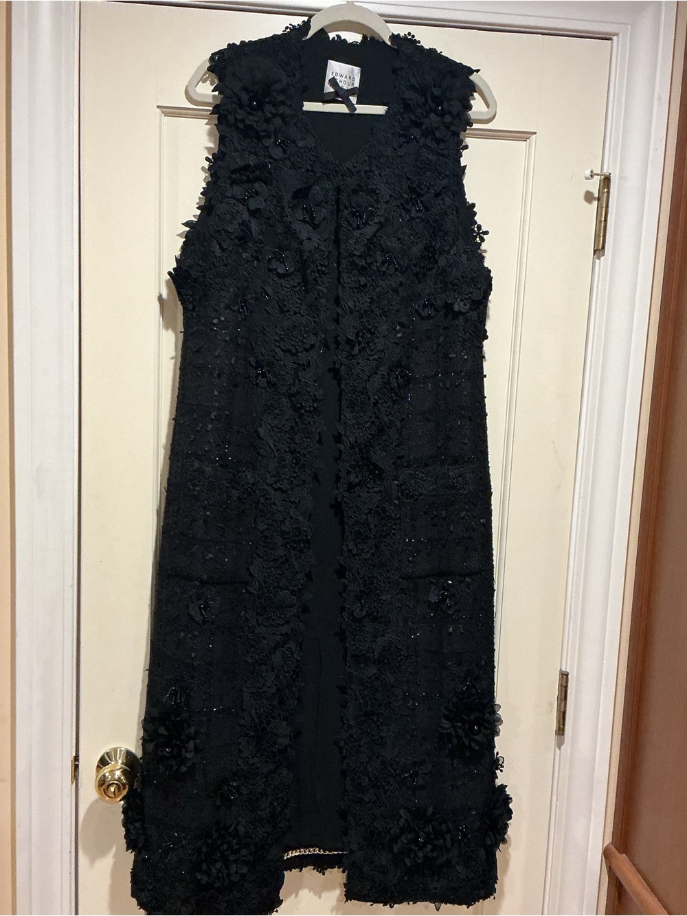 NWOT Edward Achour Black Floral Textured Sleeveless Jacket, Size FR 40 = L
